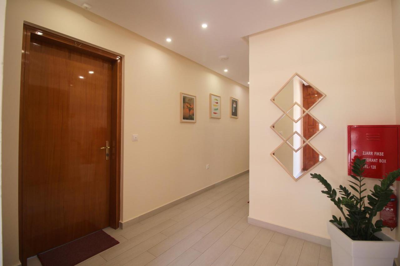 Hotel Ari Sarandë 외부 사진