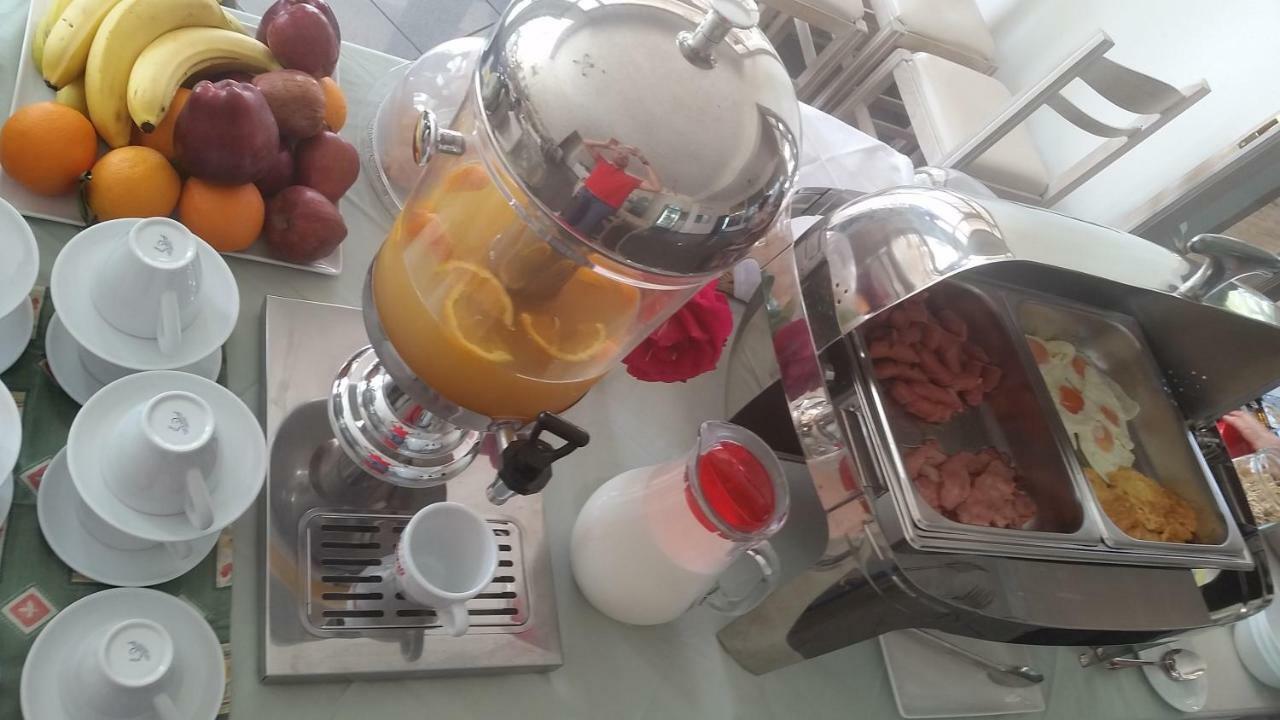 Hotel Ari Sarandë 외부 사진